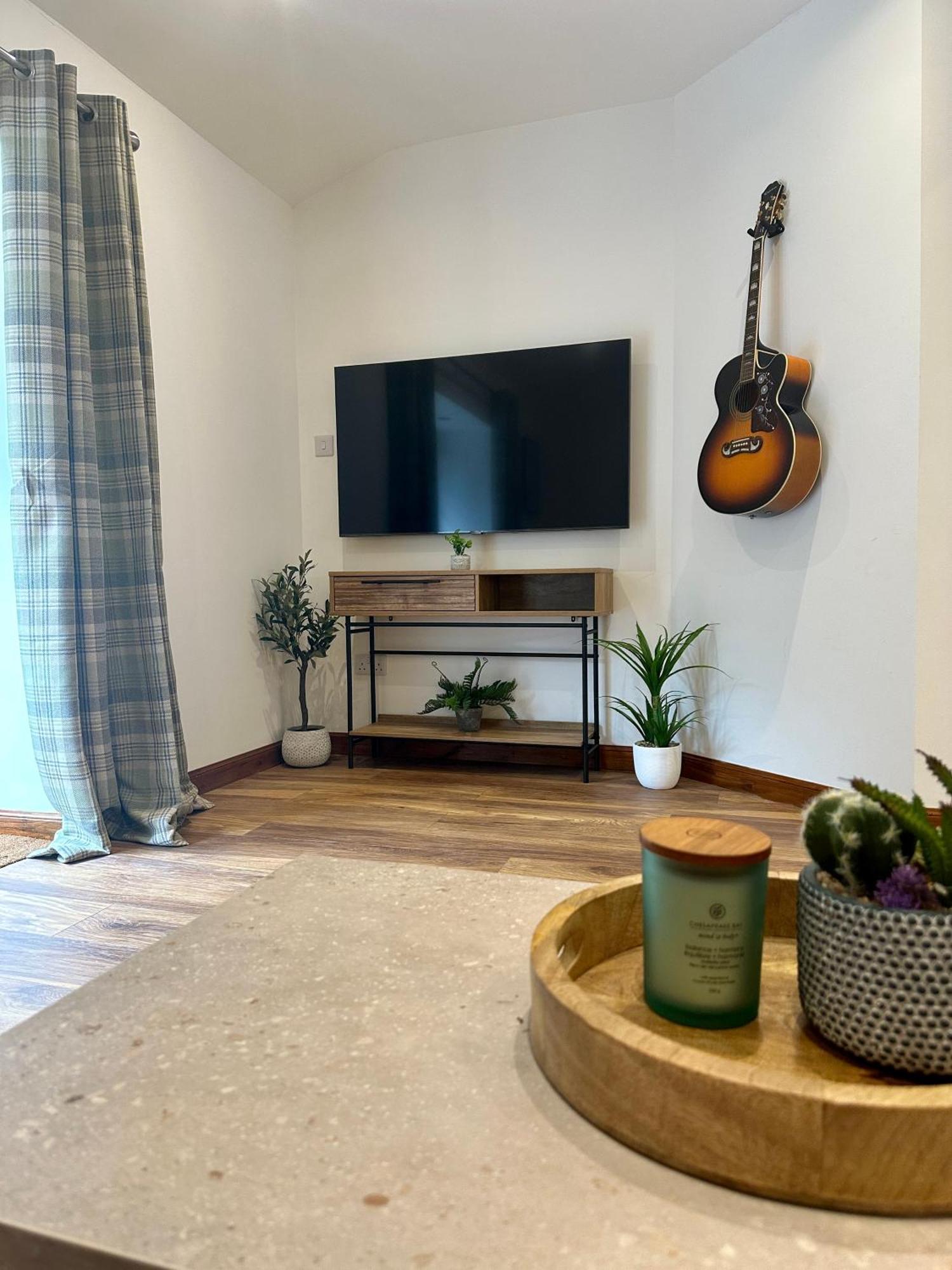 4 Sheraton Apartments فورت ويليام المظهر الخارجي الصورة